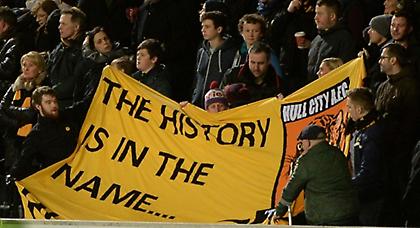 «Μπλόκο» στη Χαλ για την αλλαγή ονόματος