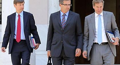 Προς συμφωνία για τα εργασιακά και χωρίς απολύσεις το 2015 «δείχνει» η διαπραγμάτευση