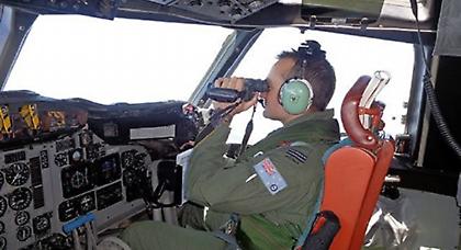 Μεγαλώνει η έκταση στις έρευνες για το χαμένο μπόινγκ