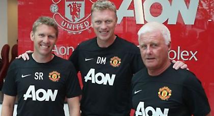 Χλευάζουν συνεργάτη του Μόγιες οι παίκτες της Γιουνάιτεντ!