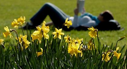Ανοιξιάτικος και σήμερα ο καιρός