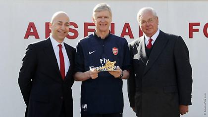 Βενγκέρ: «Να μείνω όσο… γίνεται»