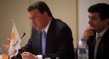 Εξαιρετικά κρίσιμη παραμένει η κατάσταση της υγείας του υπουργού Άμυνας της Κύπρου