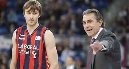 Σκαριόλο: «Πολύ καλύτερη ομάδα ο Ολυμπιακός»