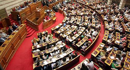 Σε τρία άρθρα το πολυνομοσχέδιο - «Θρίλερ» με το γάλα