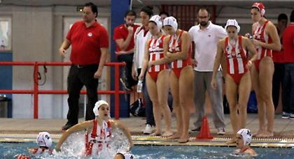 Ασυγκράτητες «ερυθρόλευκες»