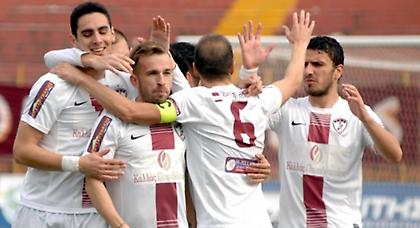 Υπέρ Πλεξίδα και κατά Κυριακίδη οι παίκτες της ΑΕΛ