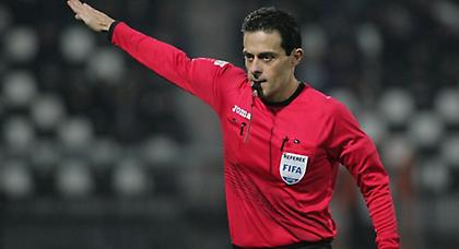 Σφυρίζει Άραβες ο Κουκουλάκης