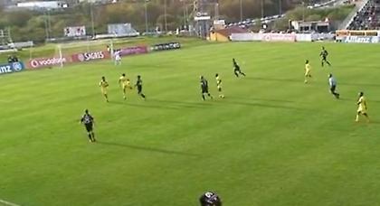 Τα βάζει αυτά ο Φαν Πέρσι; (video)