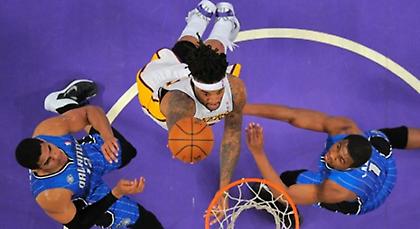 Επιτέλους νίκη για Λέικερς