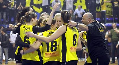 «Ο αθλητισμός είναι για τον κόσμο και όχι για τα... άδεια καθίσματα».