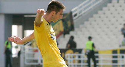 «Όποιος αντέξει την πίεση της ΑΕΚ, θα μείνει»