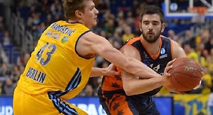 Πρόκριση με ήττα για Βαλένθια