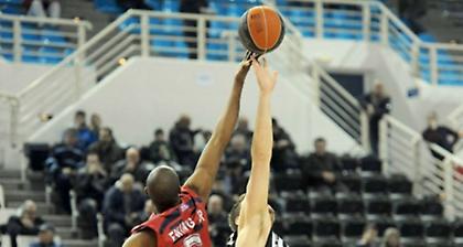 Έχουν μπλέξει τα… μπούτια τους ο ερασιτεχνικός και ο επαγγελματικός αθλητισμός