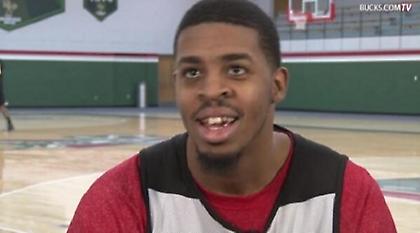 Ο Στέφενς για Μπακς και Αντετοκούνμπο