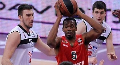 Εύκολα καθάρισε η Κουμπάν