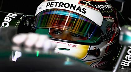 «Ισοφάρισε» Προστ και Κλαρκ ο Χάμιλτον