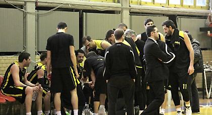 Νίκη για ΑΕΚ και… διώκτες