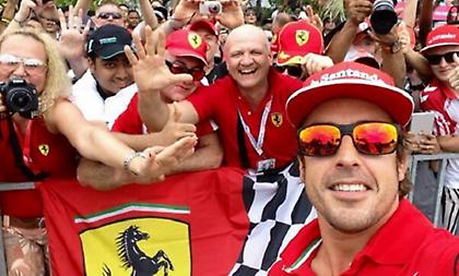 Οι selfies… χτύπησαν την Formula 1