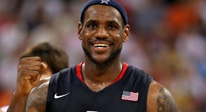 «Μεγάλος» κι εκτός παρκέ ο ΛεΜπρόν (pics – video)