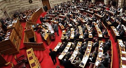 Ενεργοποιήθηκαν τα «μαξιλάρια» της κυβέρνησης για την υπερψήφιση του νομοσχεδίου