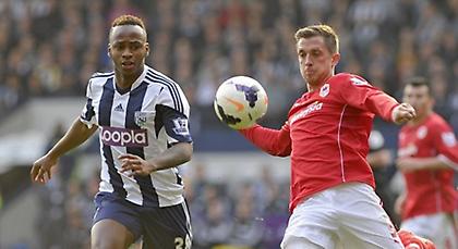 Ξύλο στα αποδυτήρια της Γουέστ Μπρομ