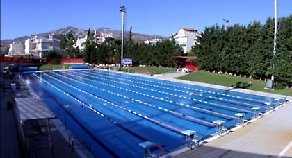 «Κλείνουν» και οι πισίνες