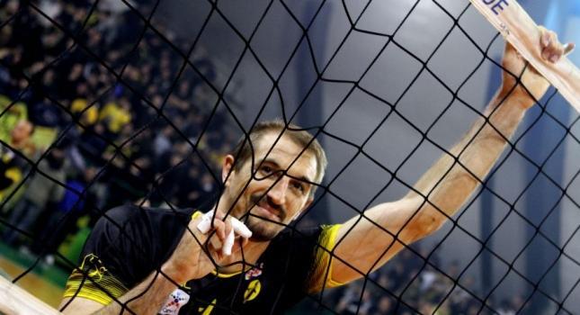 Χάνει τα πλέι οφ ο Πέτρογλου