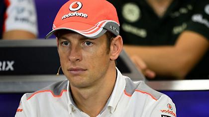 Μπάτον: «Δεν είμαι τέλειος πιλότος και δεν θα γίνω ποτέ»