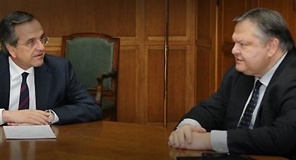 Μήνυμα Βενιζέλου σε αντιπολίτευση και... Παπανδρέου