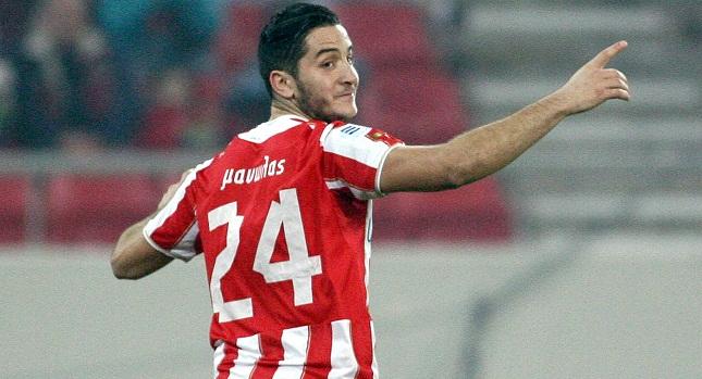 Πληθαίνουν οι «μνηστήρες» για Μανωλά