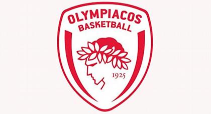 Συγχαίρουν τα κορίτσια οι «ερυθρόλευκοι»