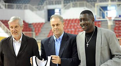 Τιμήθηκε το «μωρό του ελαφιού»