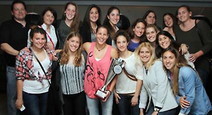 Το γλέντησαν τα «χρυσά» κορίτσια