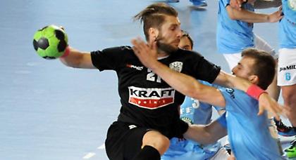 Περίπατο η ΑΕΚ, με «πληγές» ο ΠΑΟΚ