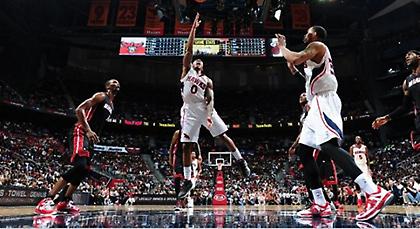 «Μέσα» Χοκς και Μάβερικς, γκέλα για Μαϊάμι