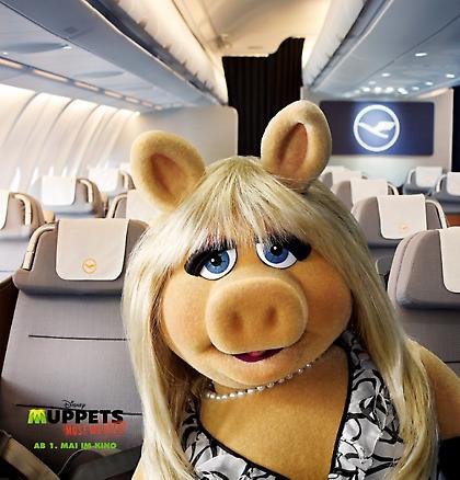 Η Miss Piggy και ο Kermit ταξιδεύουν με τη Lufthansa (video)