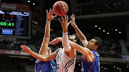 Πήρε το ντέρμπι και περιμένει Ολυμπιακό η Ρεάλ