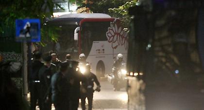 Ένταση στην άφιξη του Ολυμπιακού