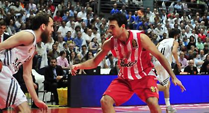 Σλούκας: «Ο Ρέγες έπεφτε σαν παιδάκι…» (video)