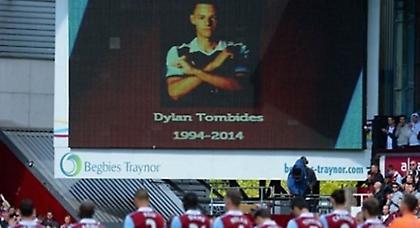 Συγκινητικό «αντίο» στον Τομπίδη (pics)