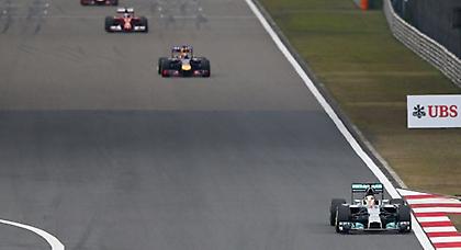 «Πετάει» και στη Σανγκάη