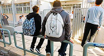 Την Τετάρτη ανοίγουν τα σχολεία