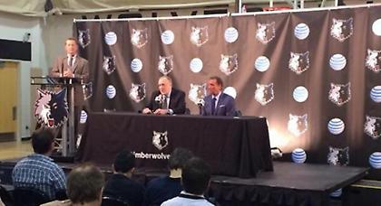 Αποσύρεται ο Έιντελμαν