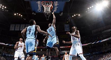 «Αρκούδες» με… αλεξικέραυνο