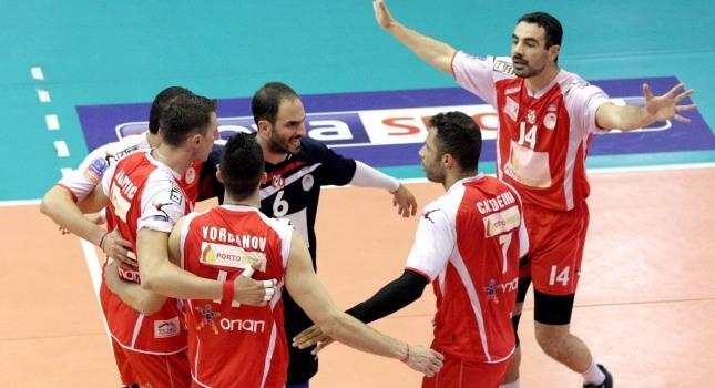 Παρών στον τελικό ο Ολυμπιακός!