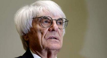 Αρνείται τις κατηγορίες ο Έκλεστοουν