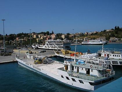 Βρήκαν… πατέρα τα λιμάνια της Κέρκυρας