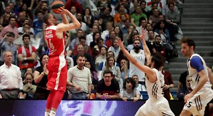 Λοτζέσκι: «Ο Ολυμπιακός θα επιστρέψει»