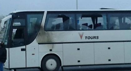 Επίθεση με πέτρες και μολότοφ σε πούλμαν οπαδών του ΠΑΟΚ